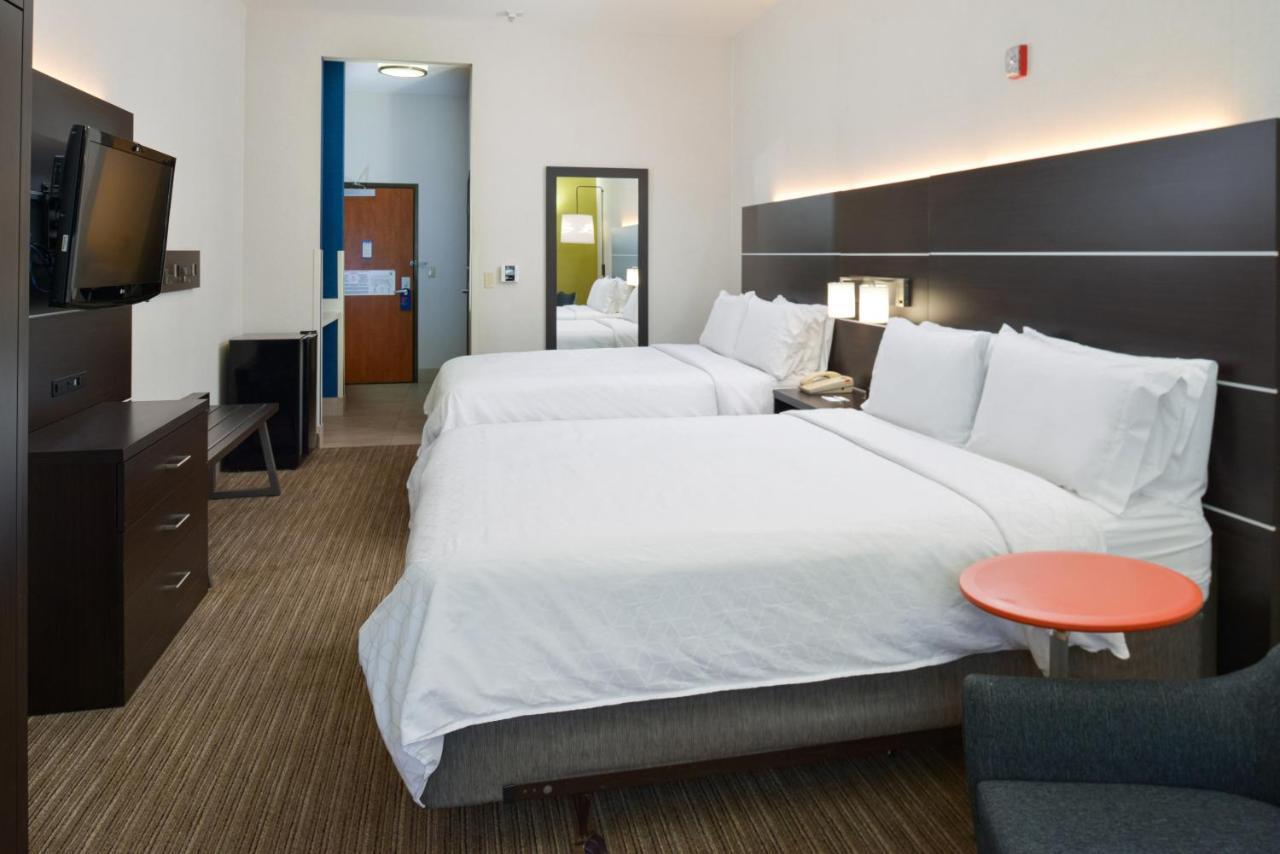 Holiday Inn Express Madera By Ihg Exterior foto