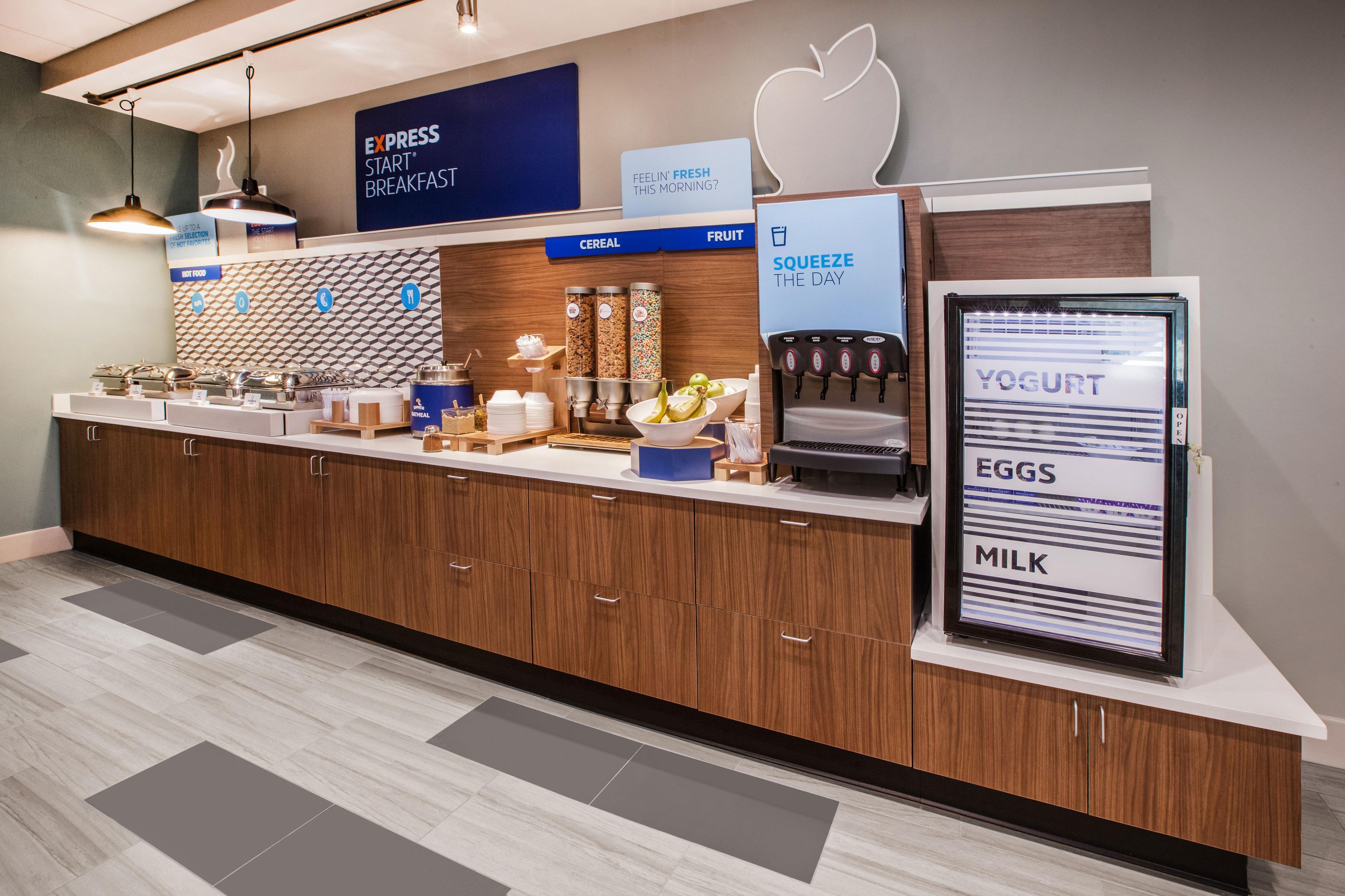 Holiday Inn Express Madera By Ihg Exterior foto
