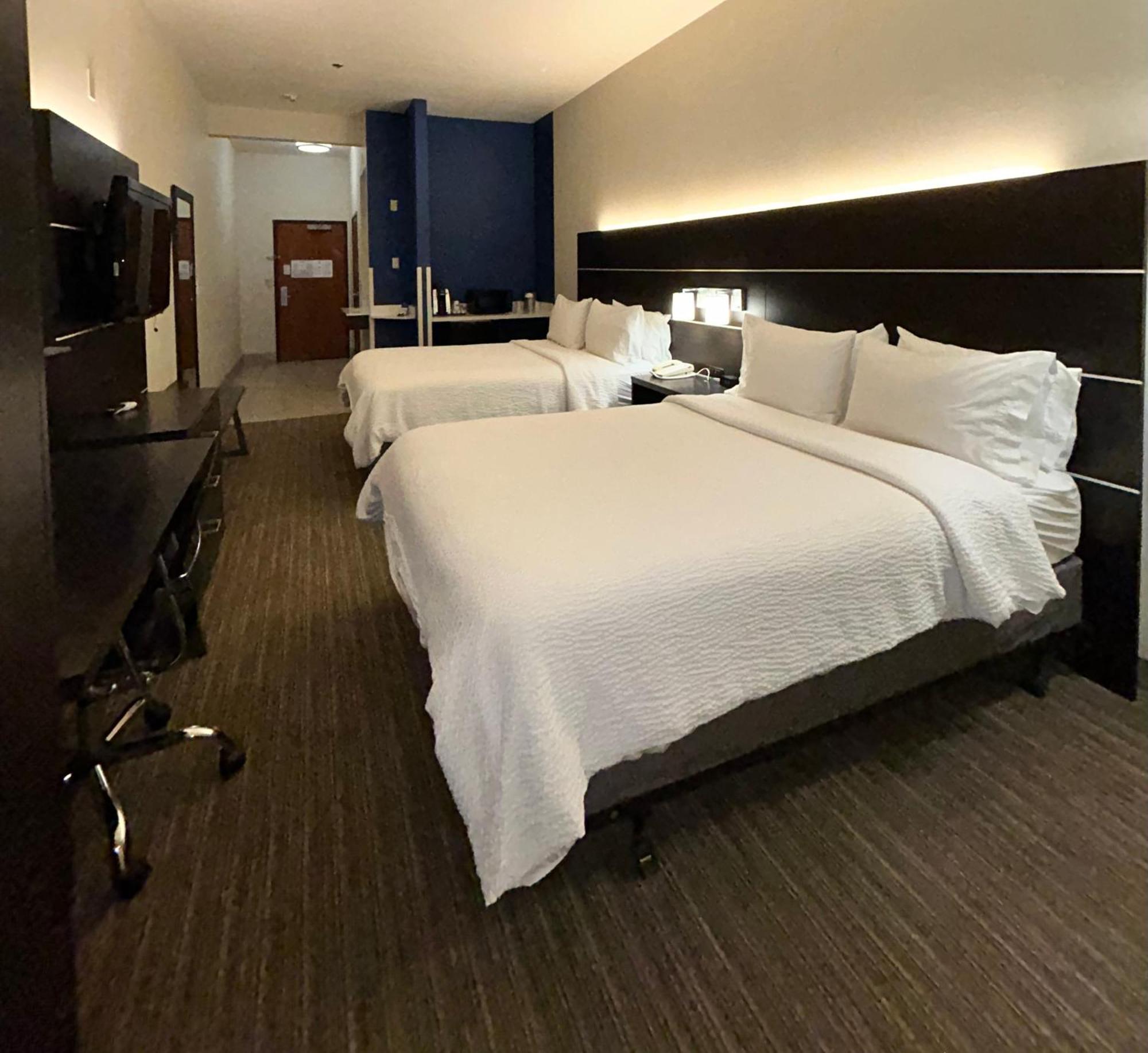 Holiday Inn Express Madera By Ihg Exterior foto