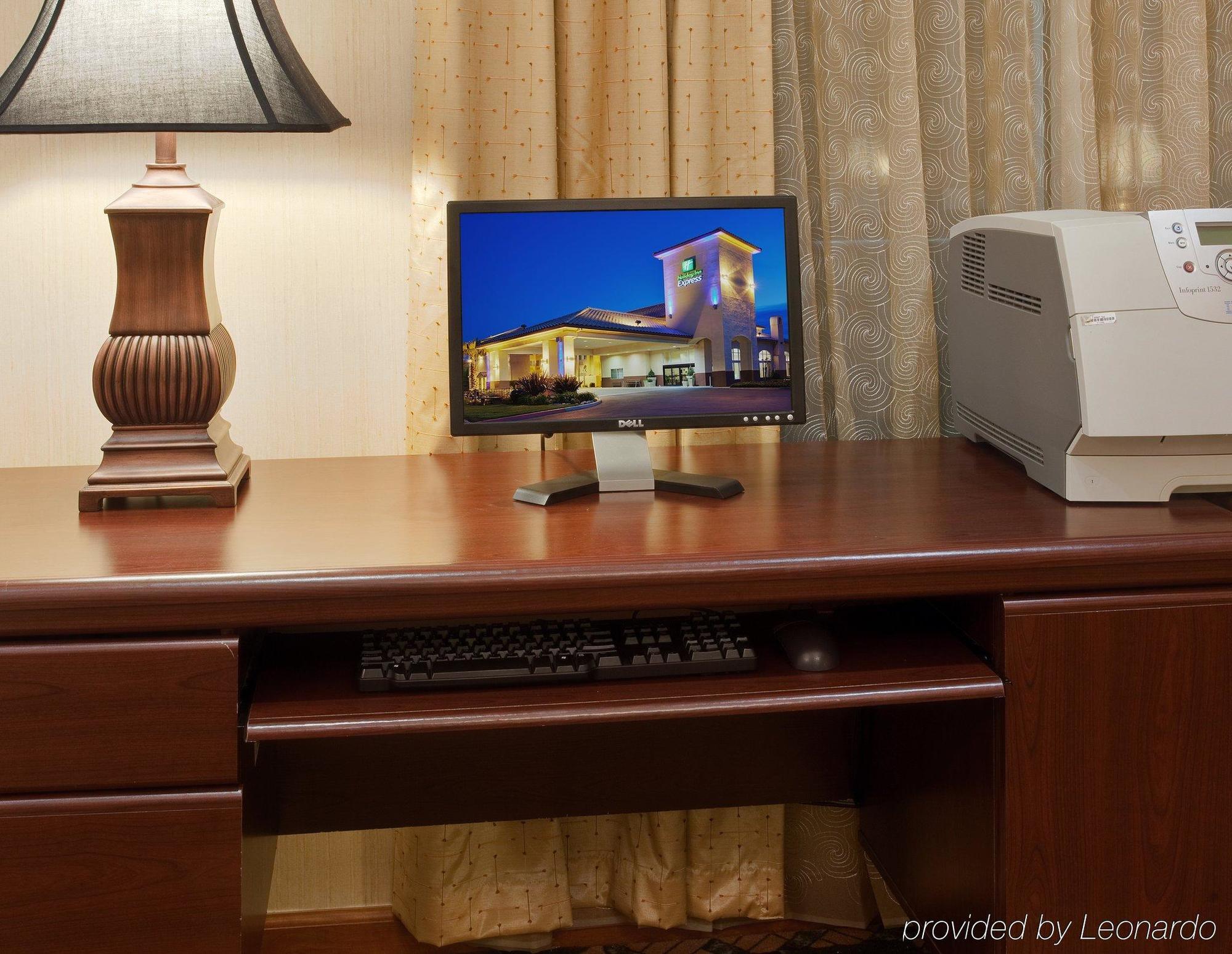Holiday Inn Express Madera By Ihg Instalações foto