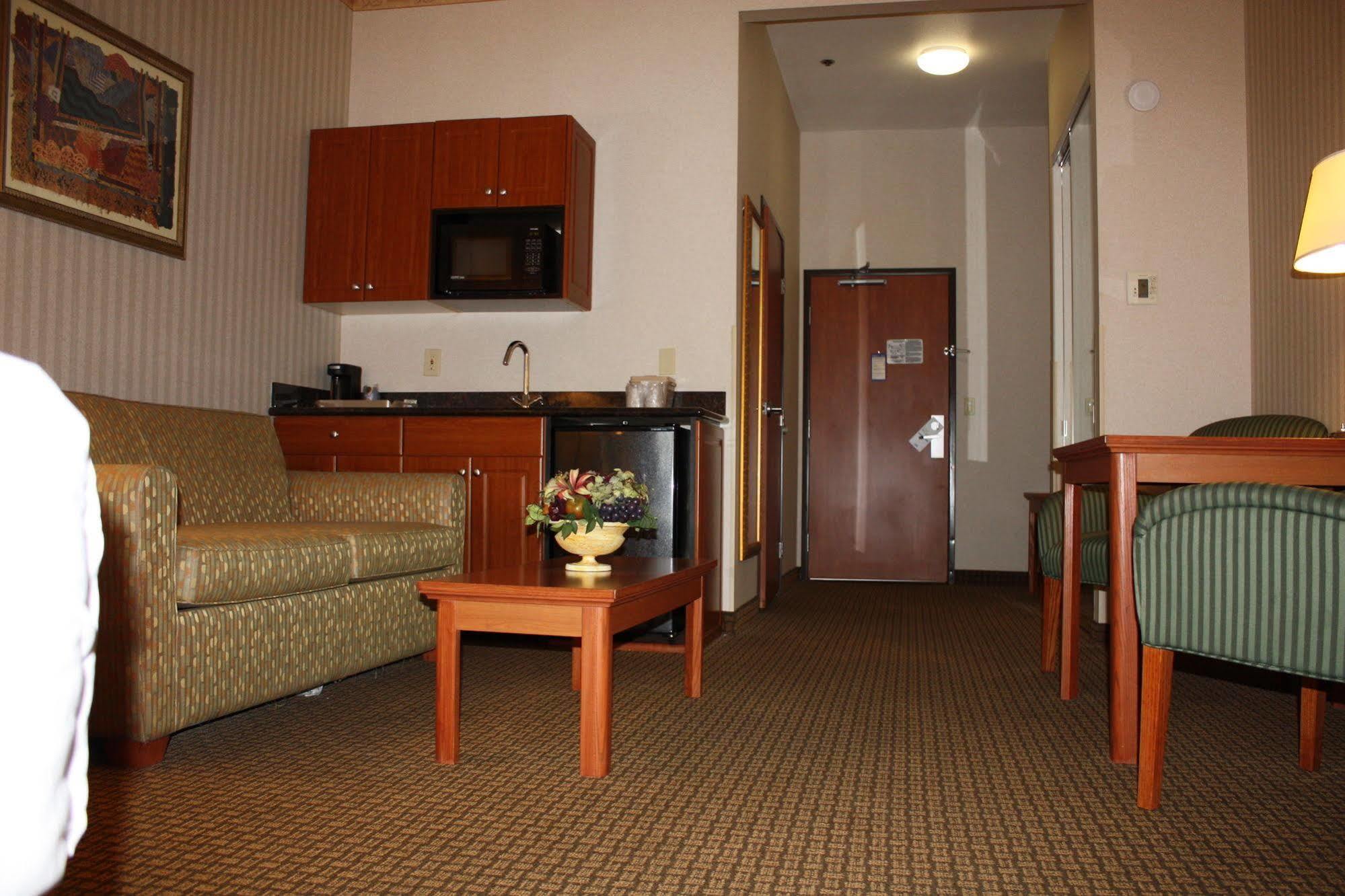 Holiday Inn Express Madera By Ihg Exterior foto